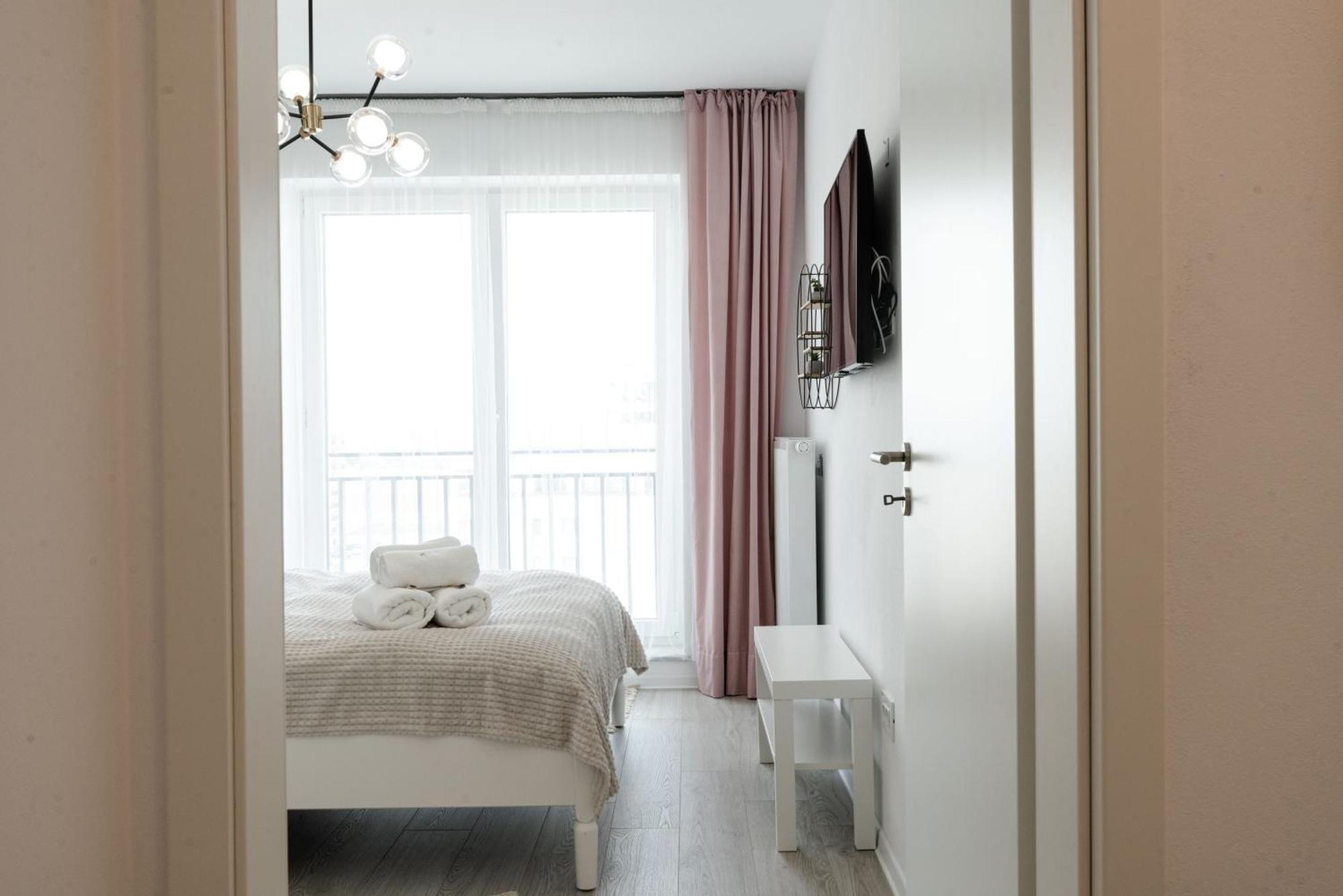 Apart B&V 701 Coresi - Luxury Mountain Haven Брашов Экстерьер фото